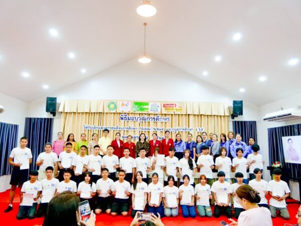 วิทยาลัยเทคโนโลยีอินเตอร์พัฒนศาสตร์ ให้การต้อนรับคณะผู้ช่วยรัฐมนตรีประจำสำนักนายกรัฐมนตรี ดร.ณหทัย ทิวไผ่งาม